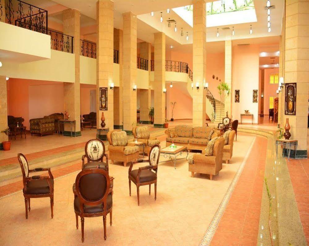Tolip Inn Resort Fāʼid Exterior foto